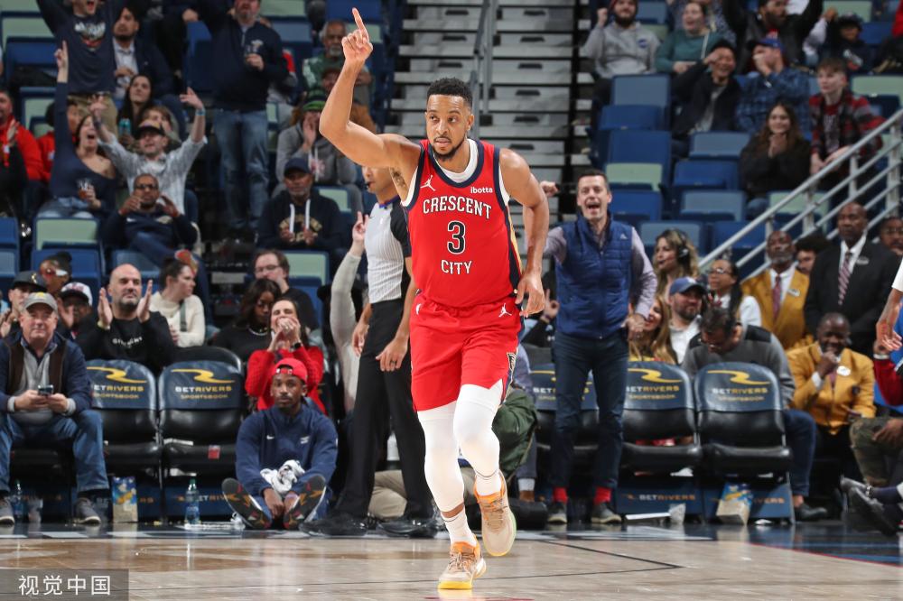 球队中不断 球队中不断