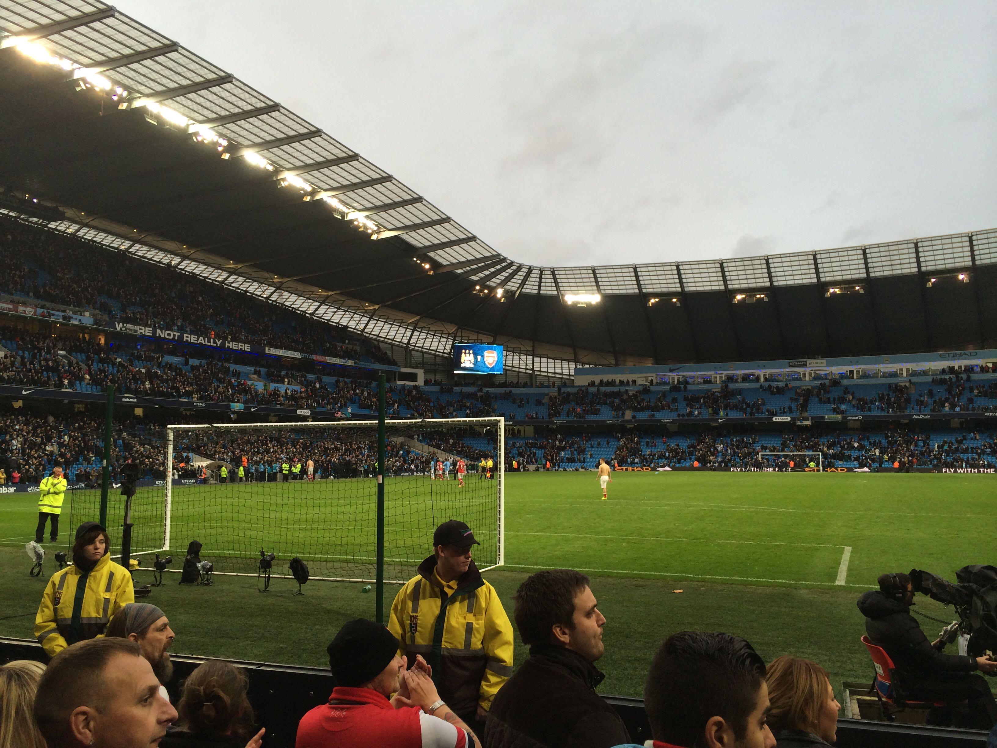 入篮筐时施 入篮筐时施